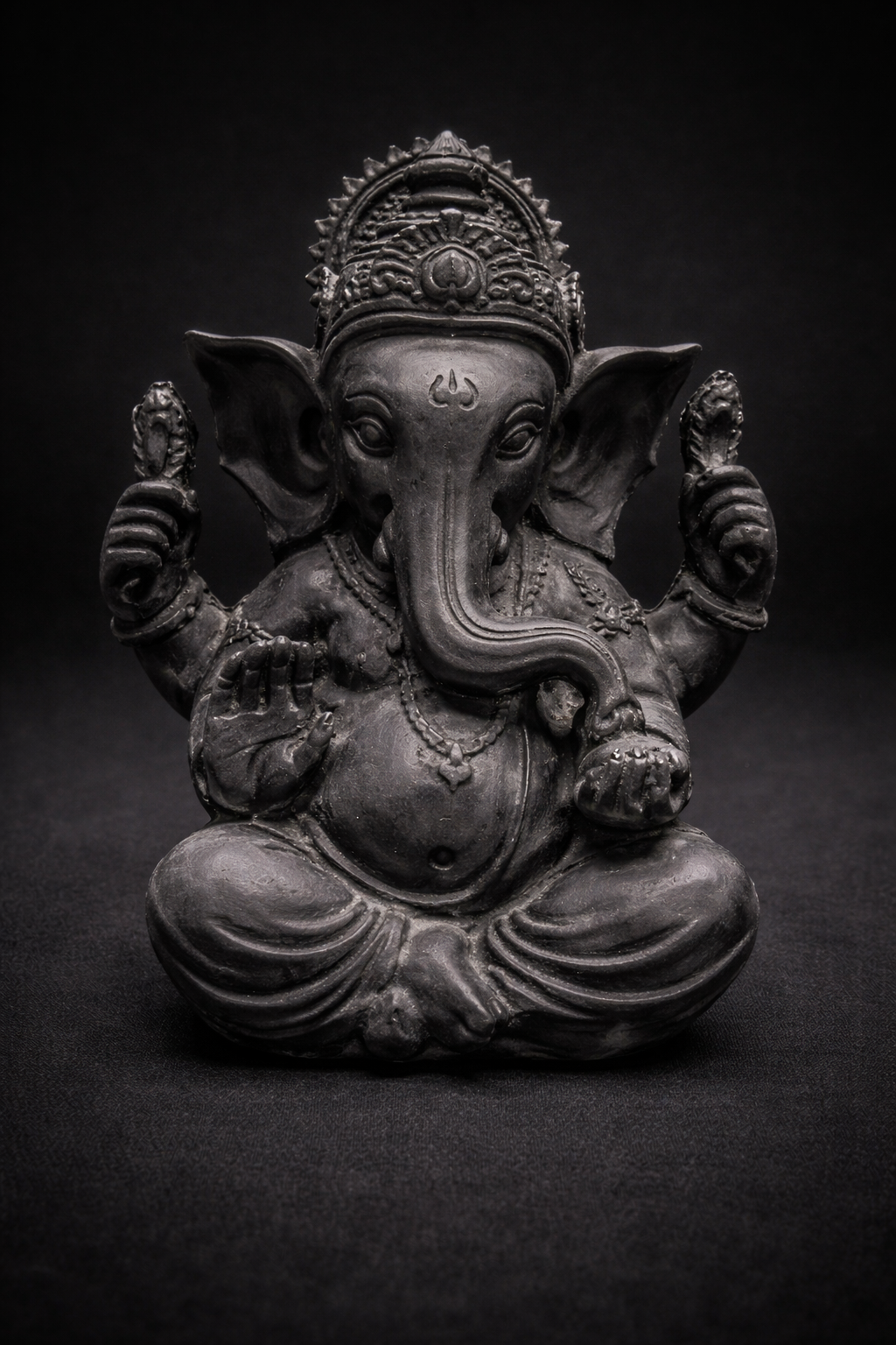 Ganesha Color Negro - 12 cm