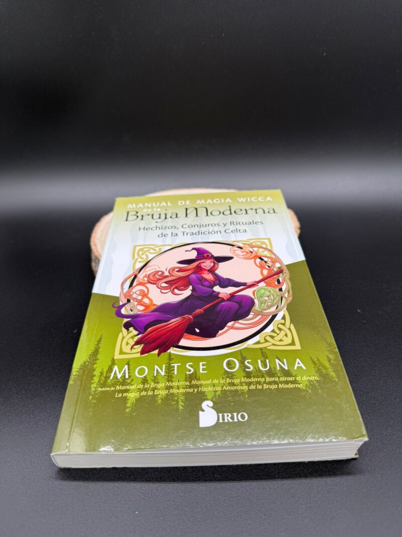 Manual de Magia Wicca de la Bruja Moderna