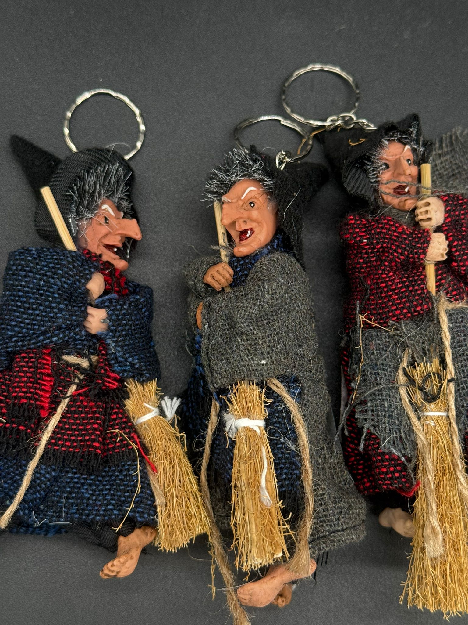 Llavero Brujita - Colores Aleatorios (Mod 1)