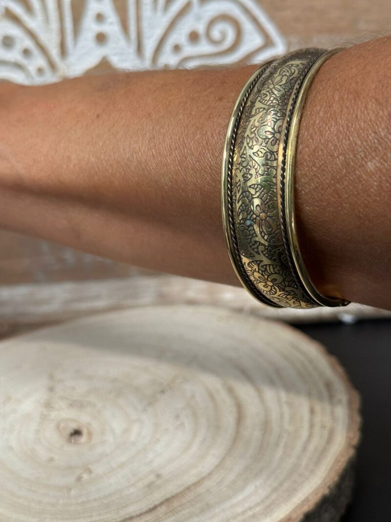 Brazalete de Plata Tibetana Dorado 2 Cm