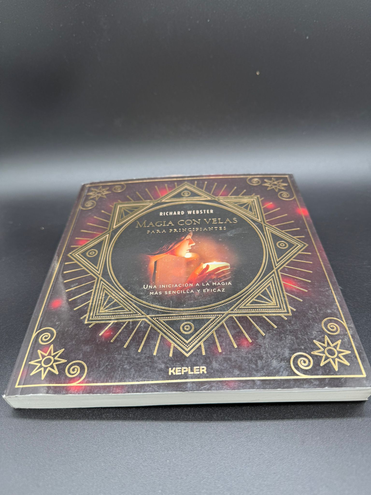 Magia con Velas Para Principiantes -Richard Webster-