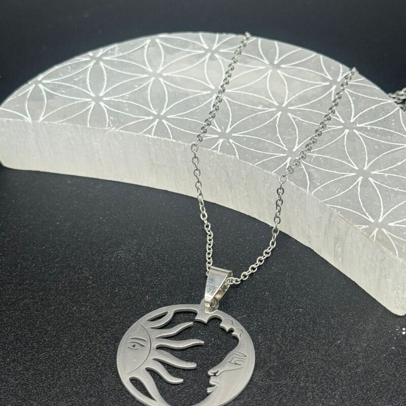 Colgante de Sol y Luna