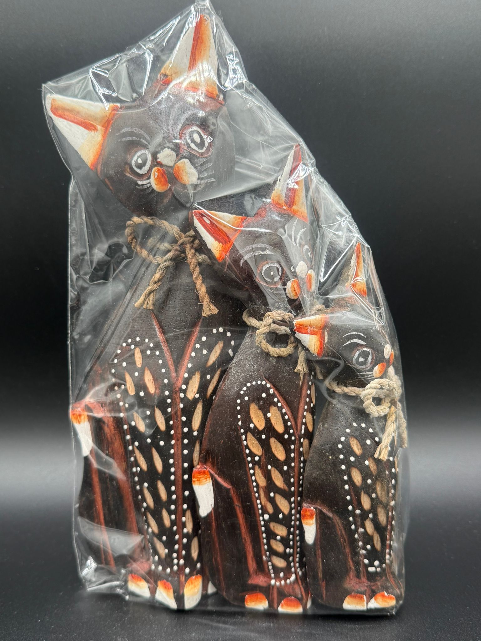 Trio de Gatitos de Madera