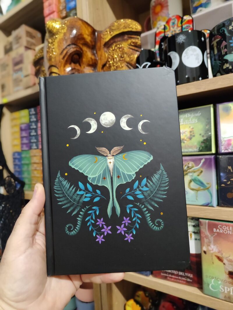 Cuaderno A5 Fases Lunares y Polilla