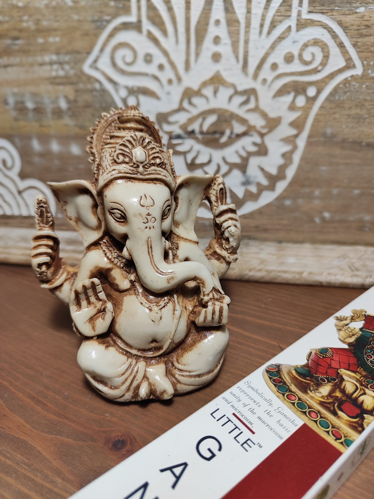 Ganesha Color Marfil (12 cm)