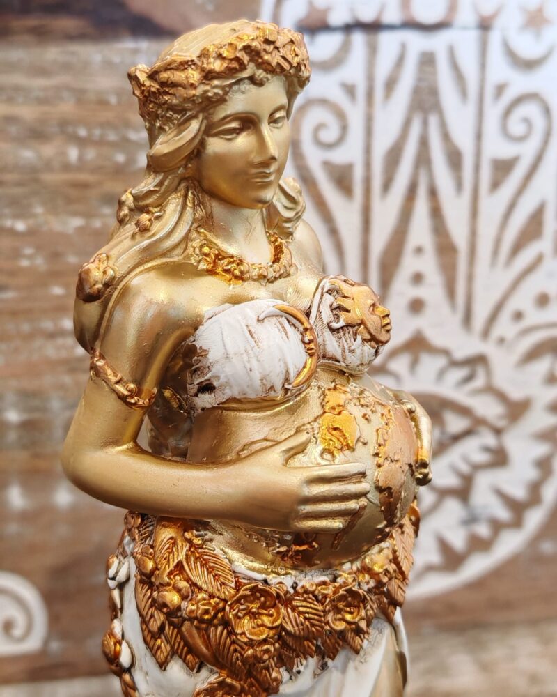 Madre Tierra de Pie en Blanco (21 cm) - Imagen 2