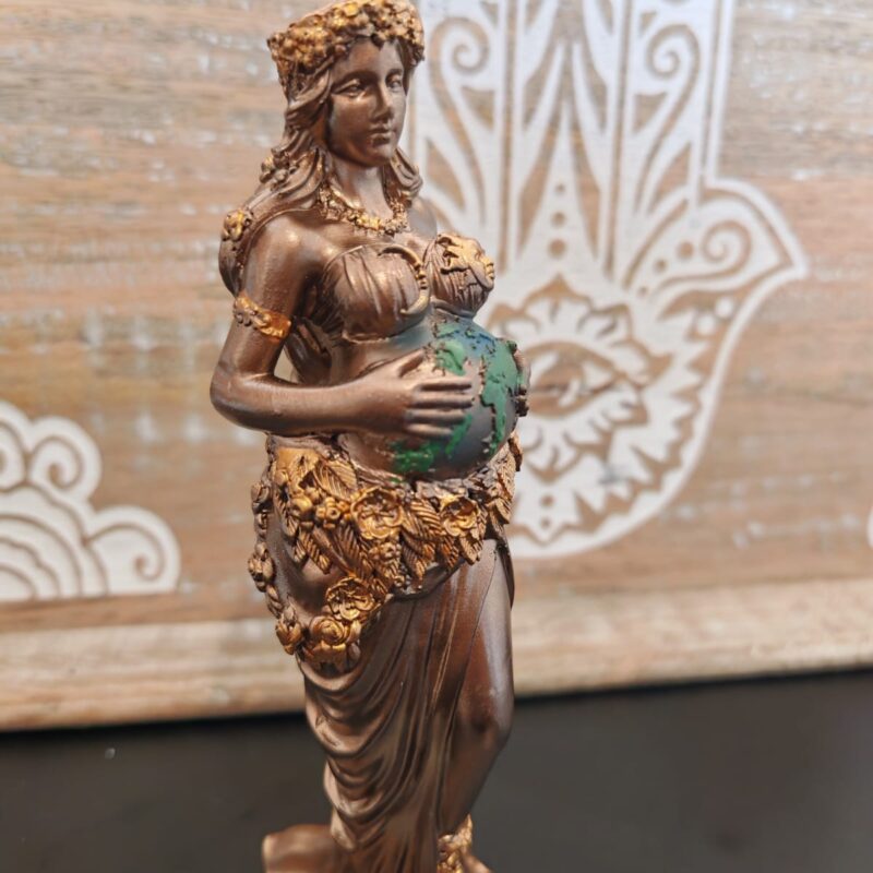 Madre Tierra de Pie en Bronce (18 cm)