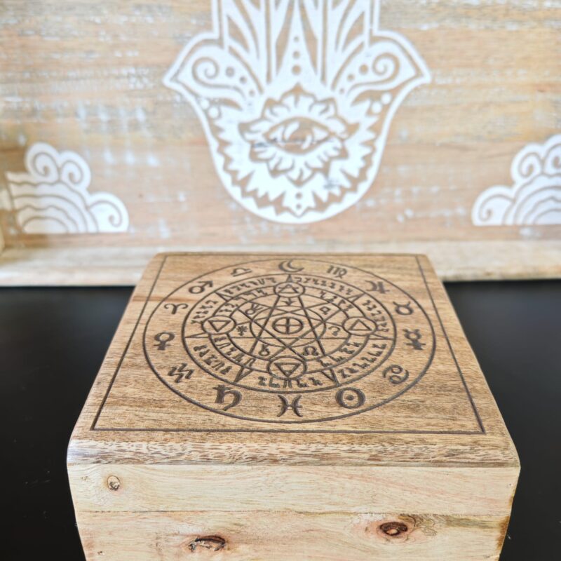 Caja Madera con Sello Alquímico