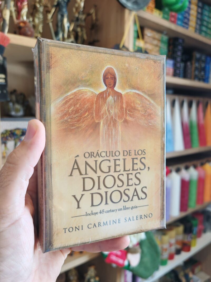 El Oráculo de Los Ángeles, Dioses y Diosas