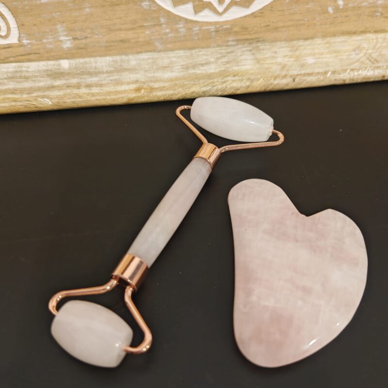 Pack Gua Sha y Roll on Cuarzo Rosa