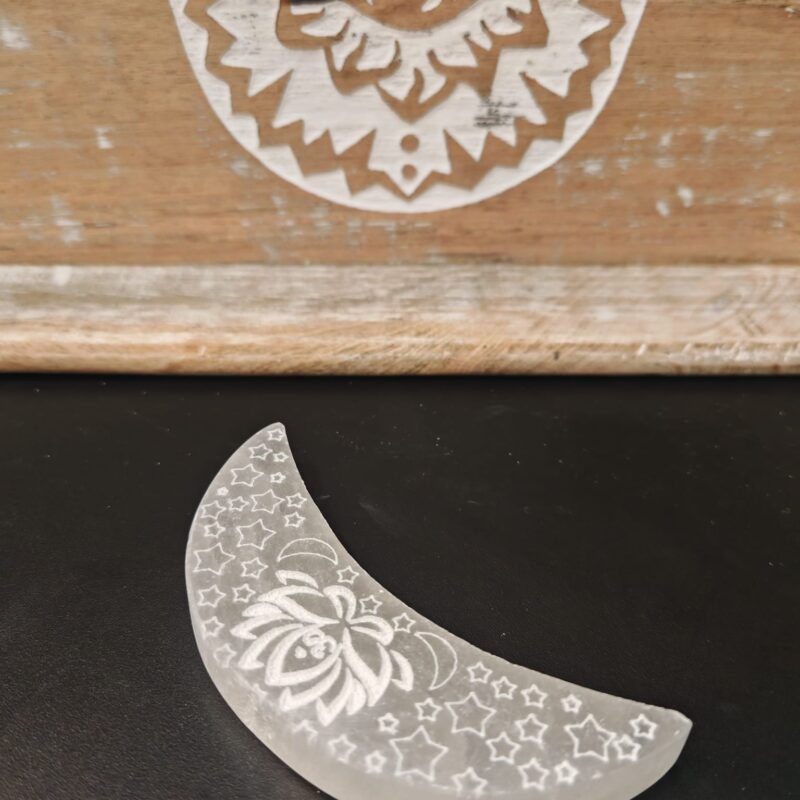 Placa Selenita Luna con Flor de Loto