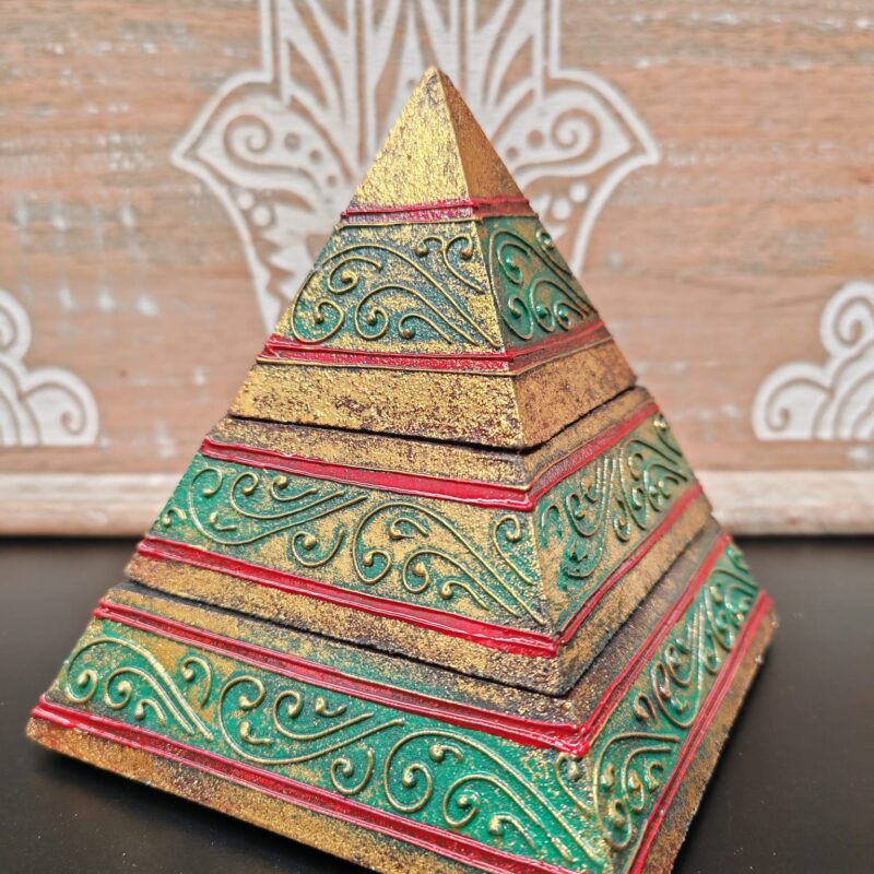 Joyero Pirámide 15cm Verde/Rojo/Dorado