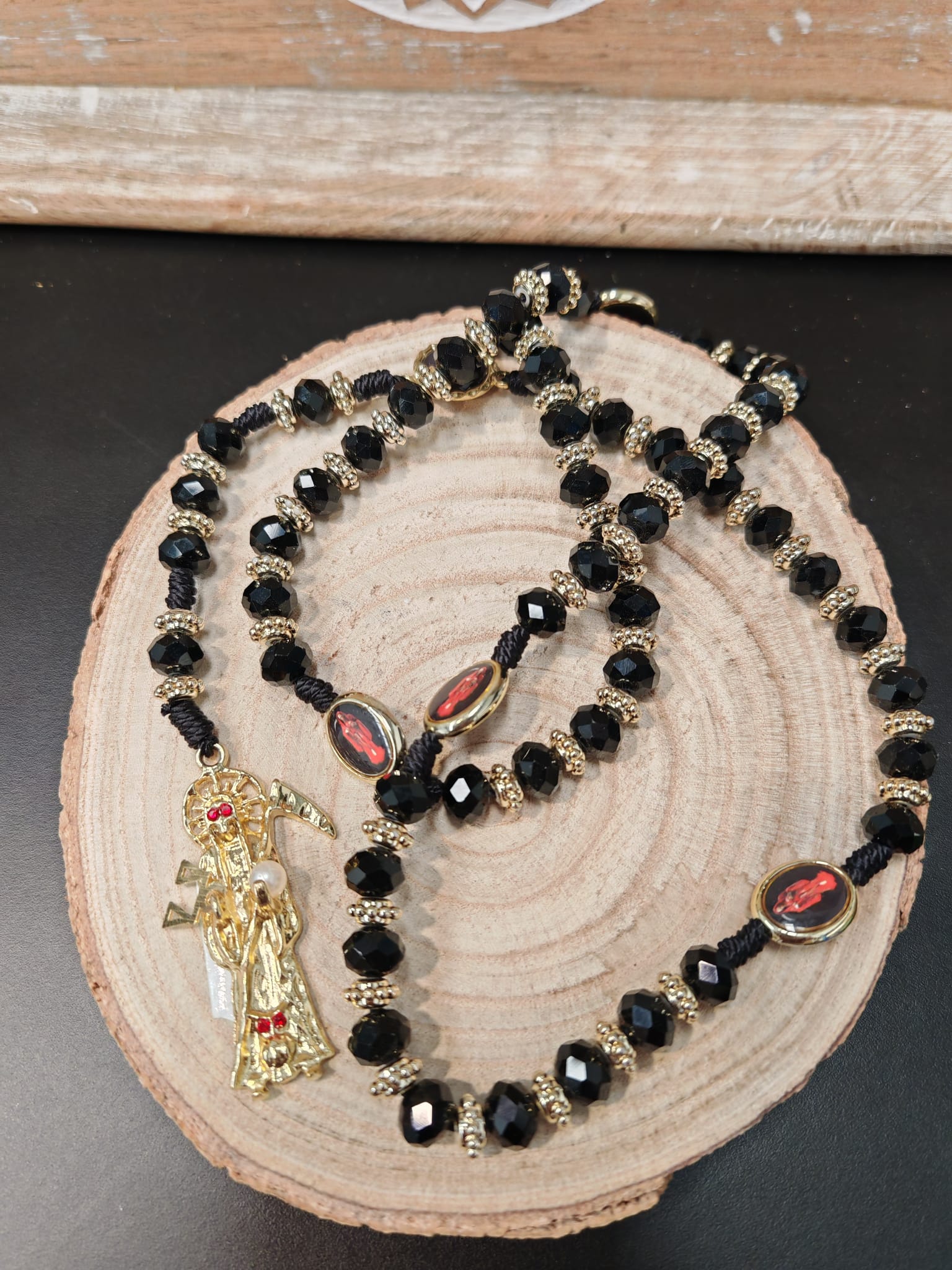 Escapulario Santa Muerte Negro