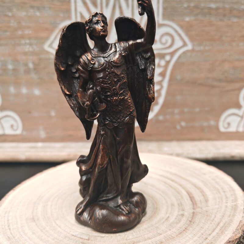 Figura Arcángel San Uriel Color Bronce 13 cm