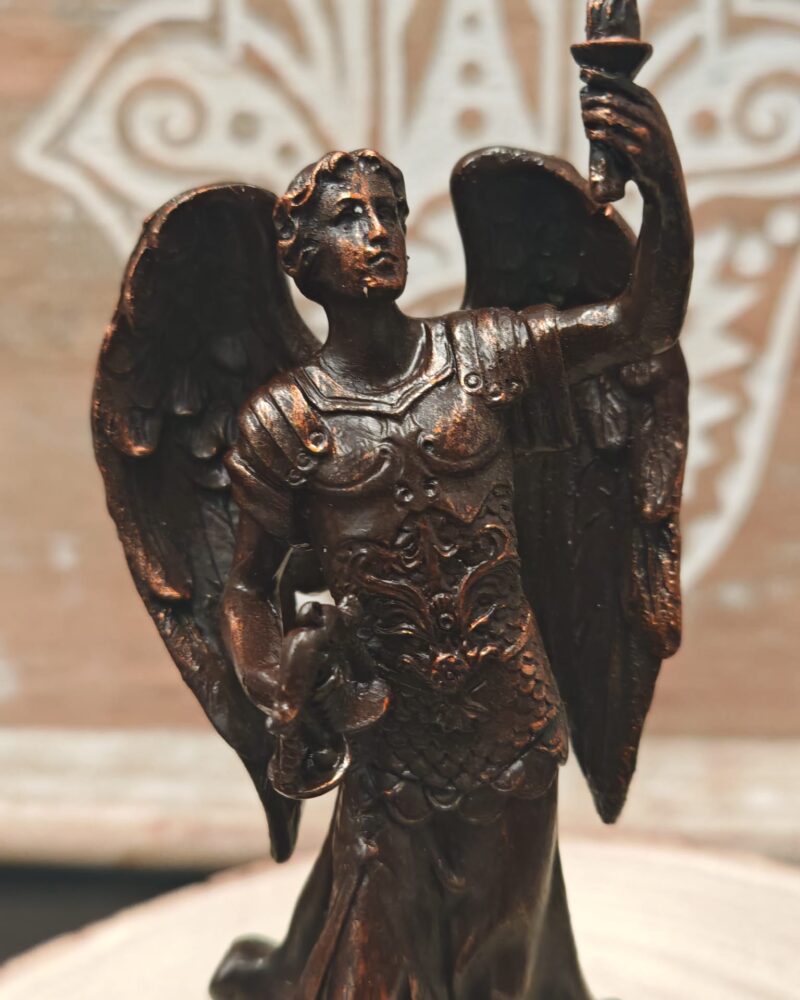 Figura Arcángel San Uriel Color Bronce 13 cm - Imagen 2