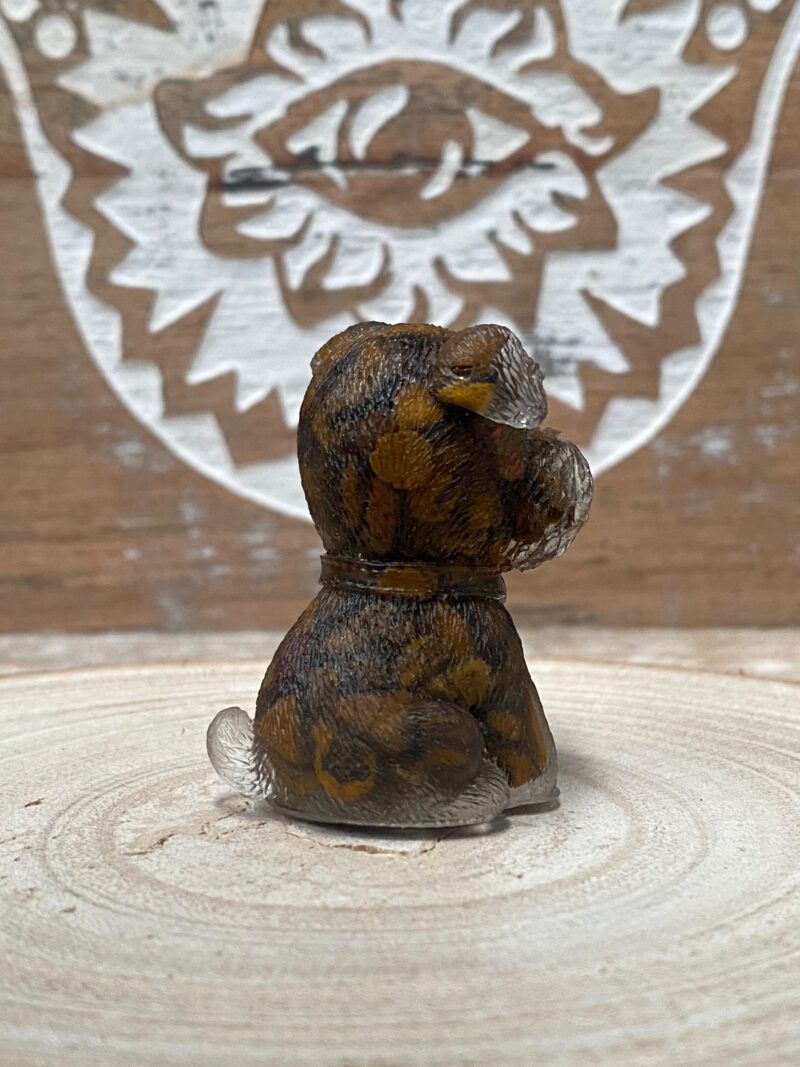 Perrito de Orgonita Ojo de Tigre (4 cm) - Imagen 2