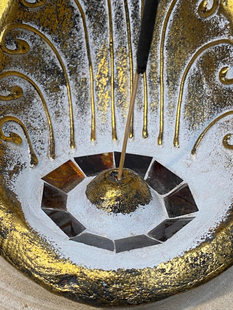 Porta Incienso Dorado con Cristales - Imagen 4