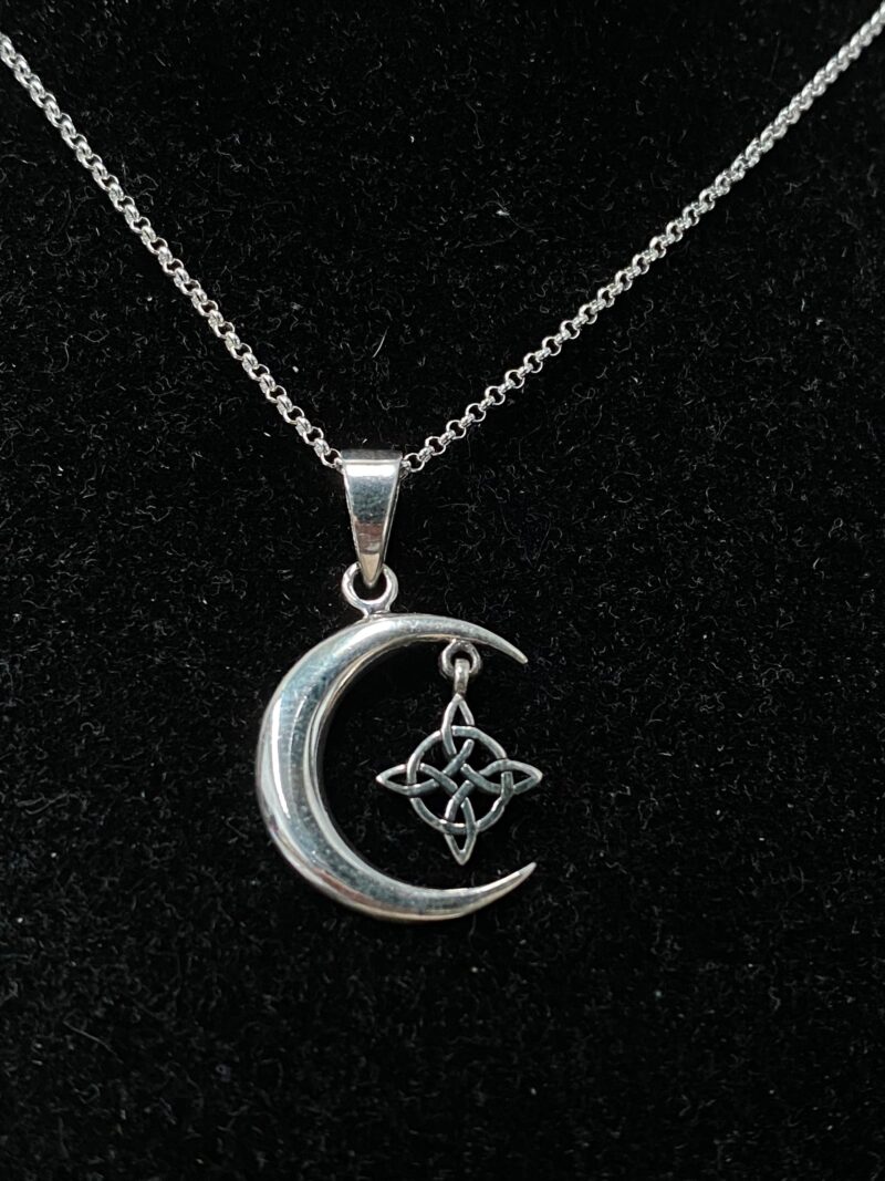 Colgante Luna y Nudo de Bruja - Plata de Ley - Imagen 2