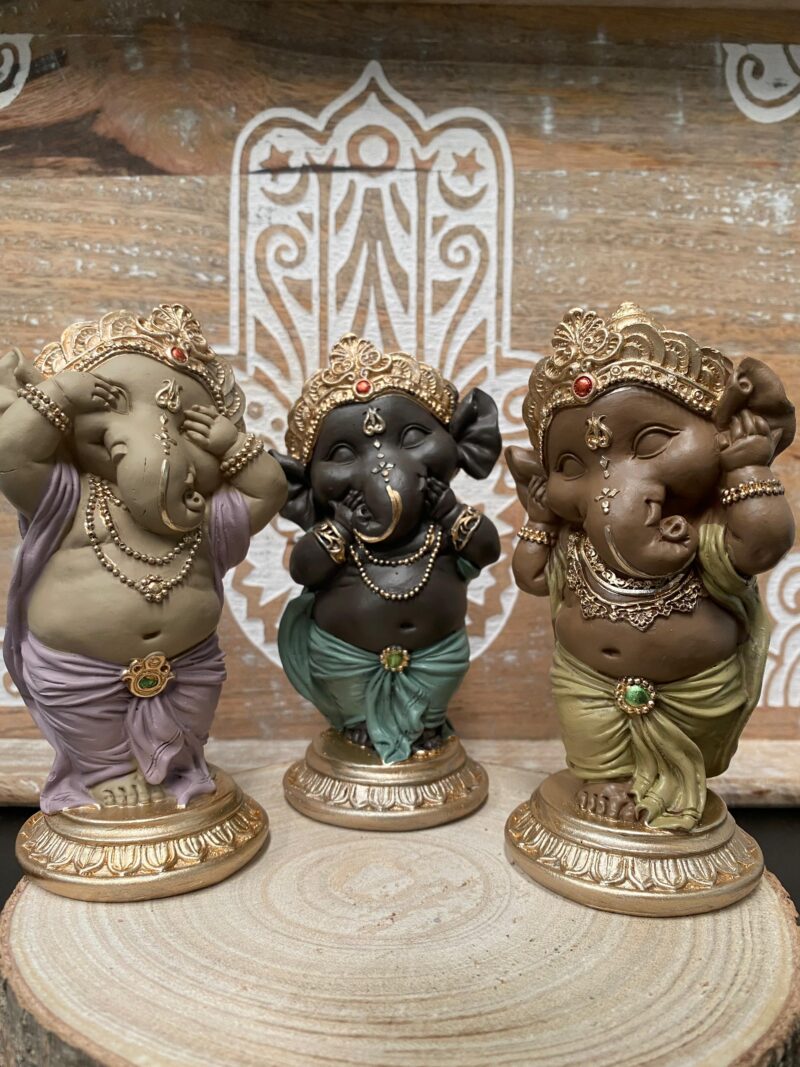 Trio Ganesha Bebé De Pie No Ver, No Oir y Callar