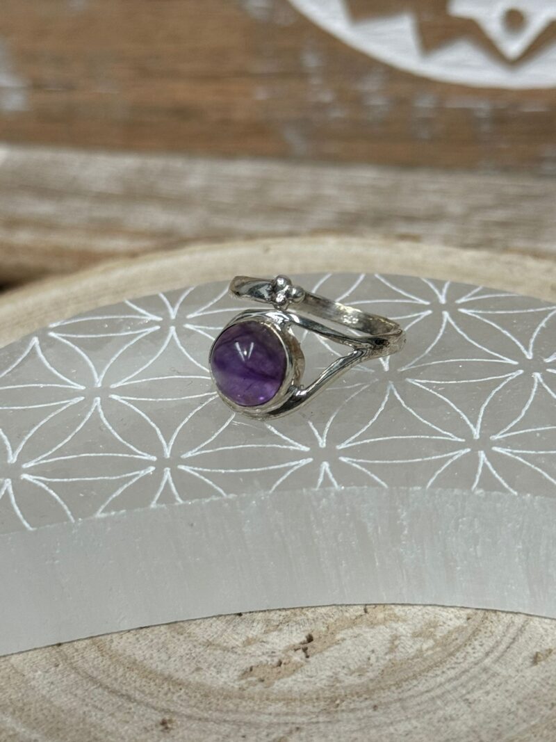 Anillo con Amatista - Plata de Ley