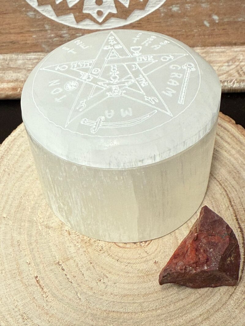 Joyero Selenita Redondo con Tapa (Tetragrámaton)