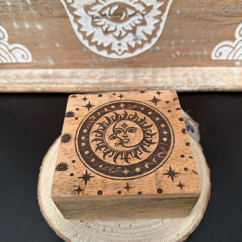 Caja Madera Sol y Luna 10x10cm