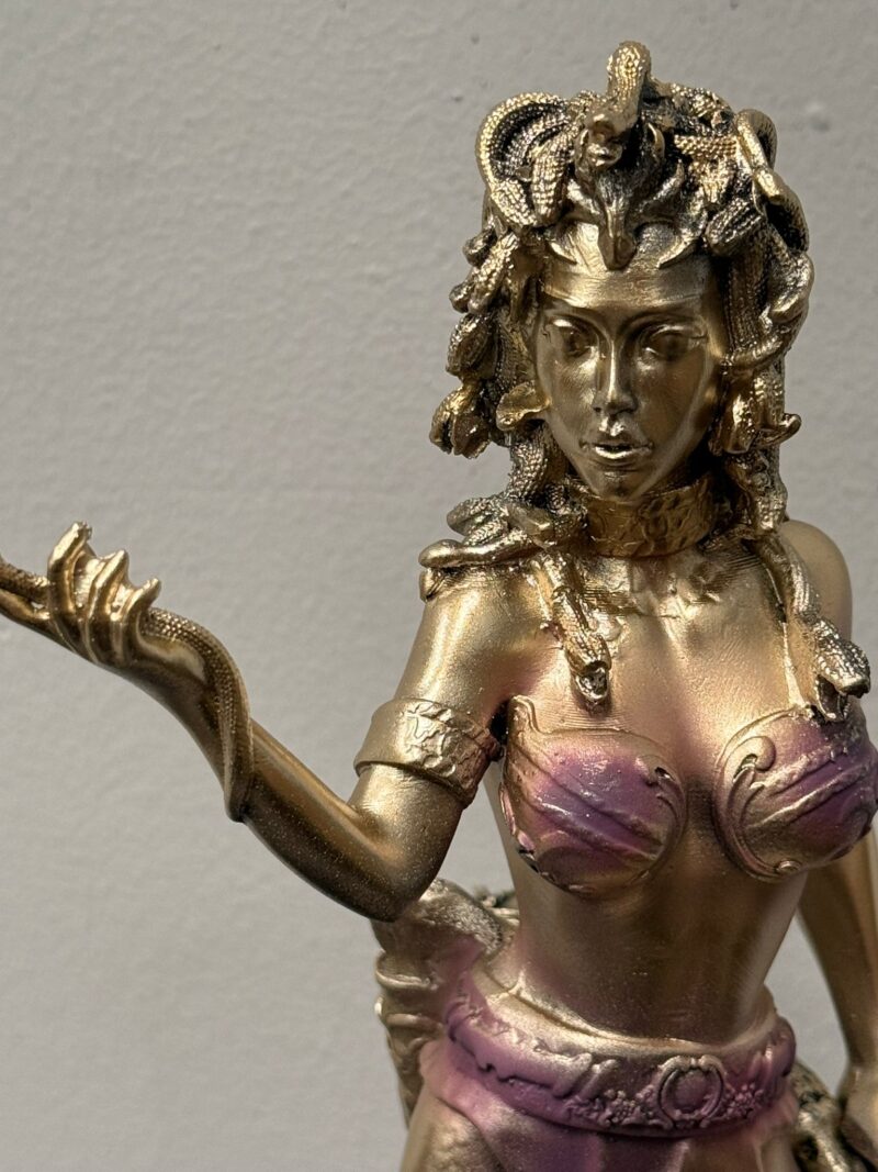Figura Medusa Morada 28cm