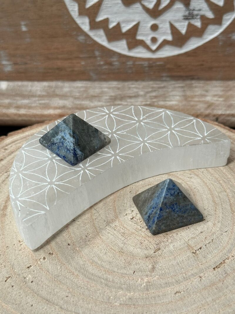 Mini Pirámide Mineral Lapislázuli