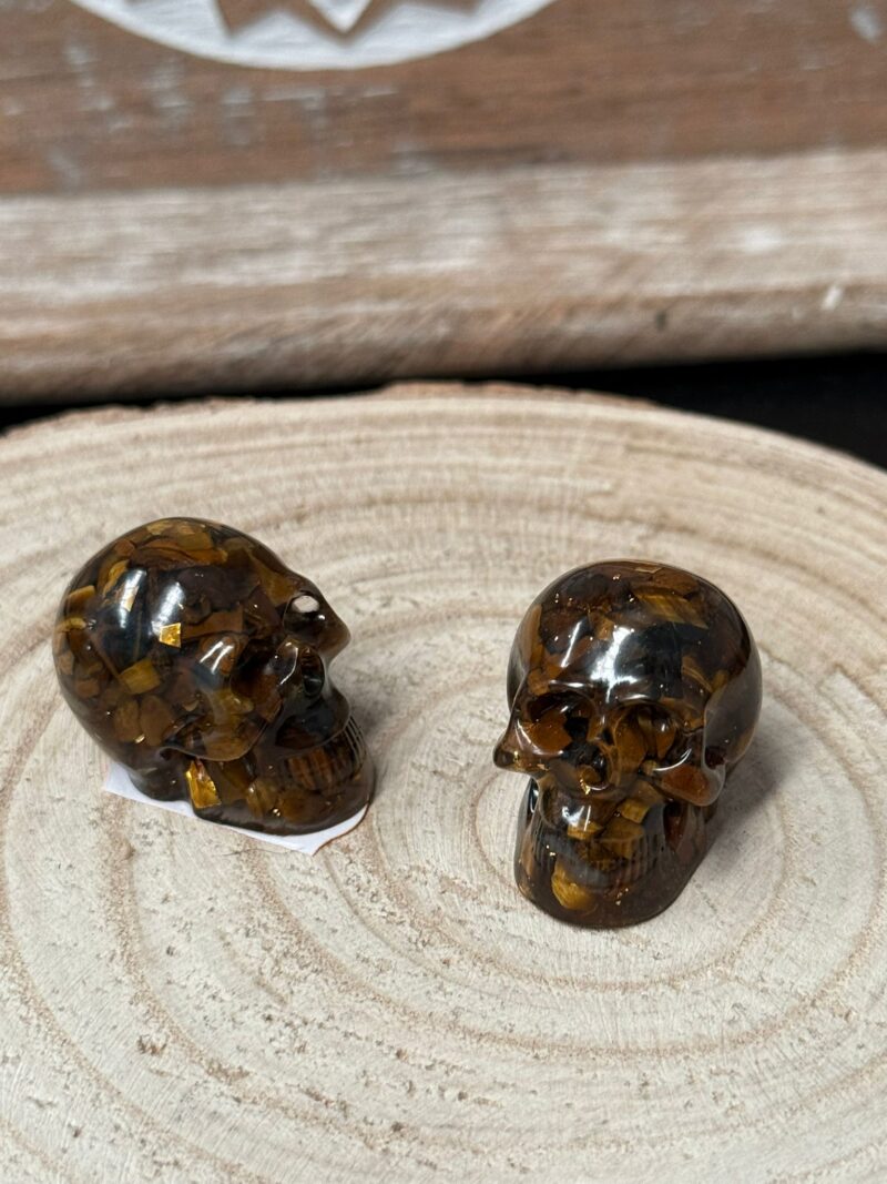 Mini Calavera Orgonita Ojo de Tigre