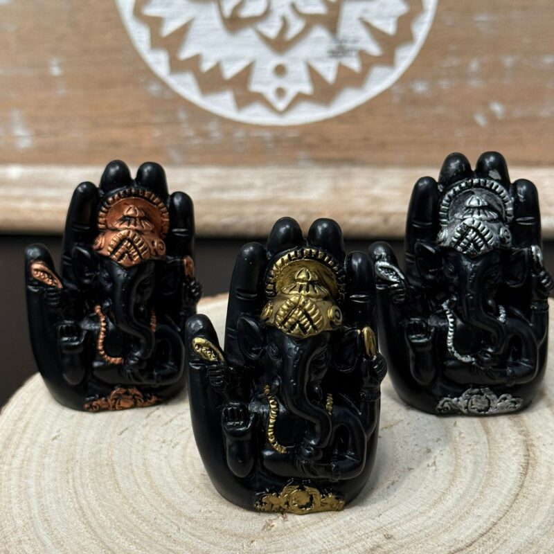 Ganesha En Mano Mini Dorada
