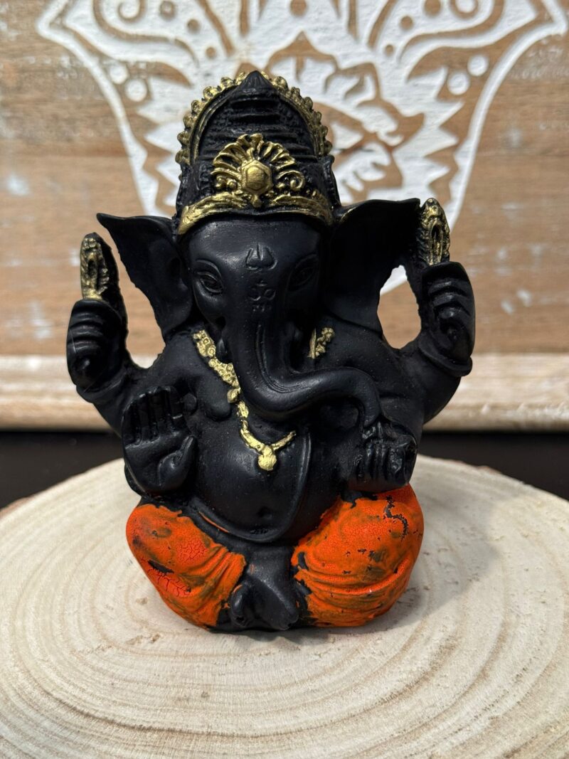 Ganesha Negra y Naranja11cm