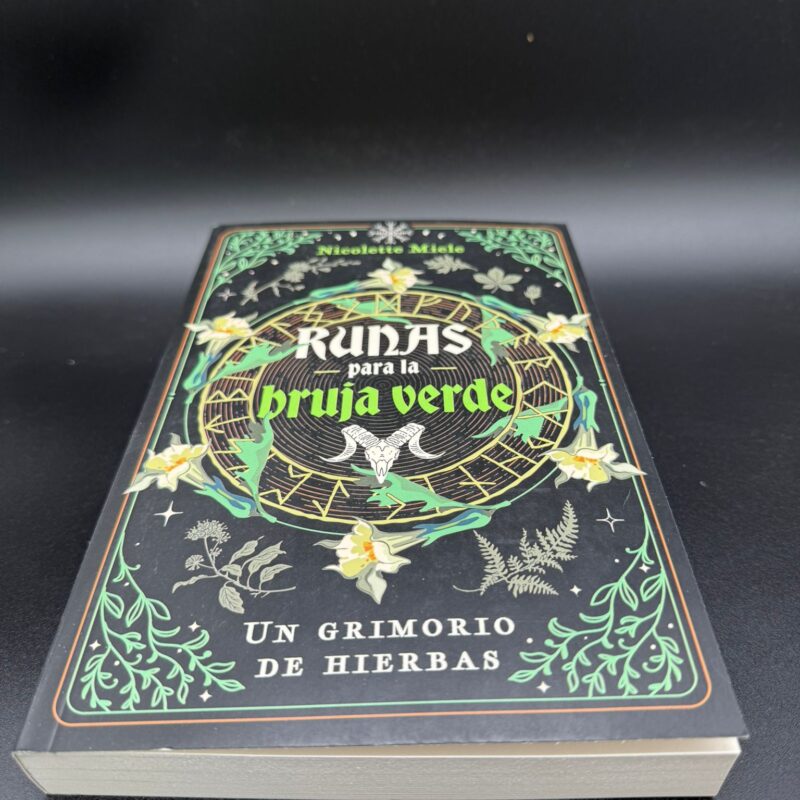 Ruda Para la Bruja Verde un Grimorio de Hierbas -Ncolette Miele-
