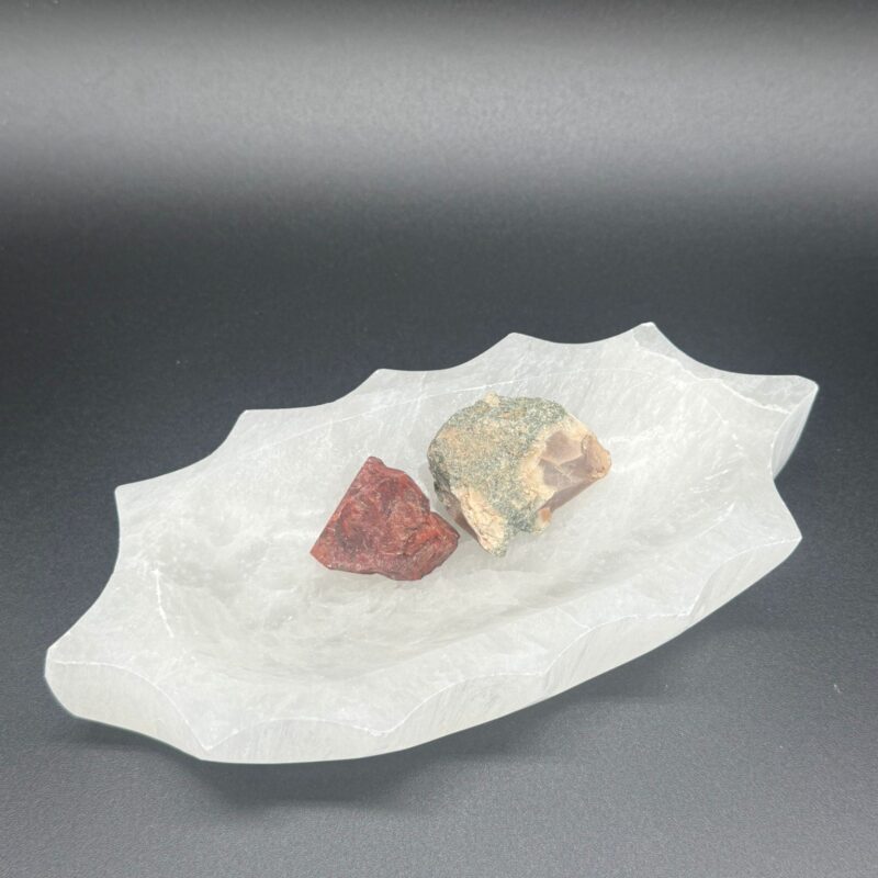 Cuenco Selenita Hoja Dentada