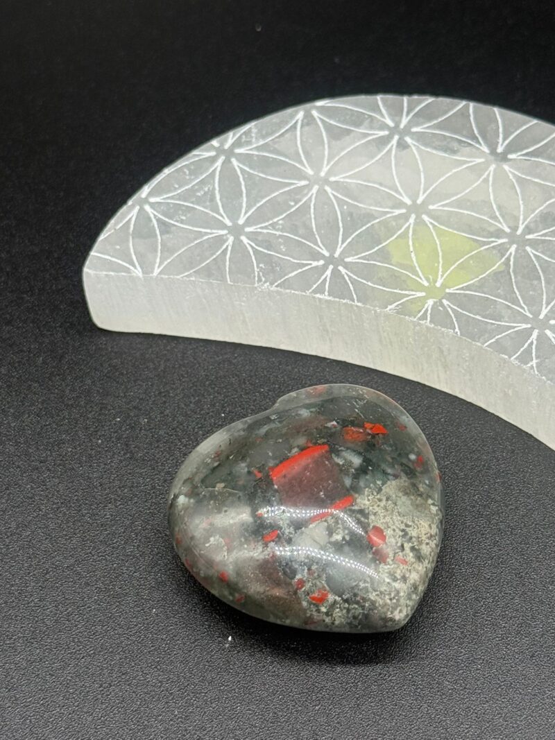 Corazón de Jaspe Heliotropo
