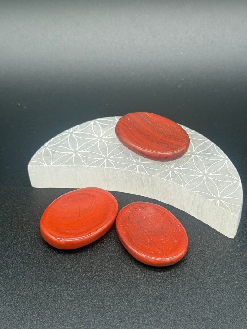 Piedras Para El Pulgar De Jaspe Rojo