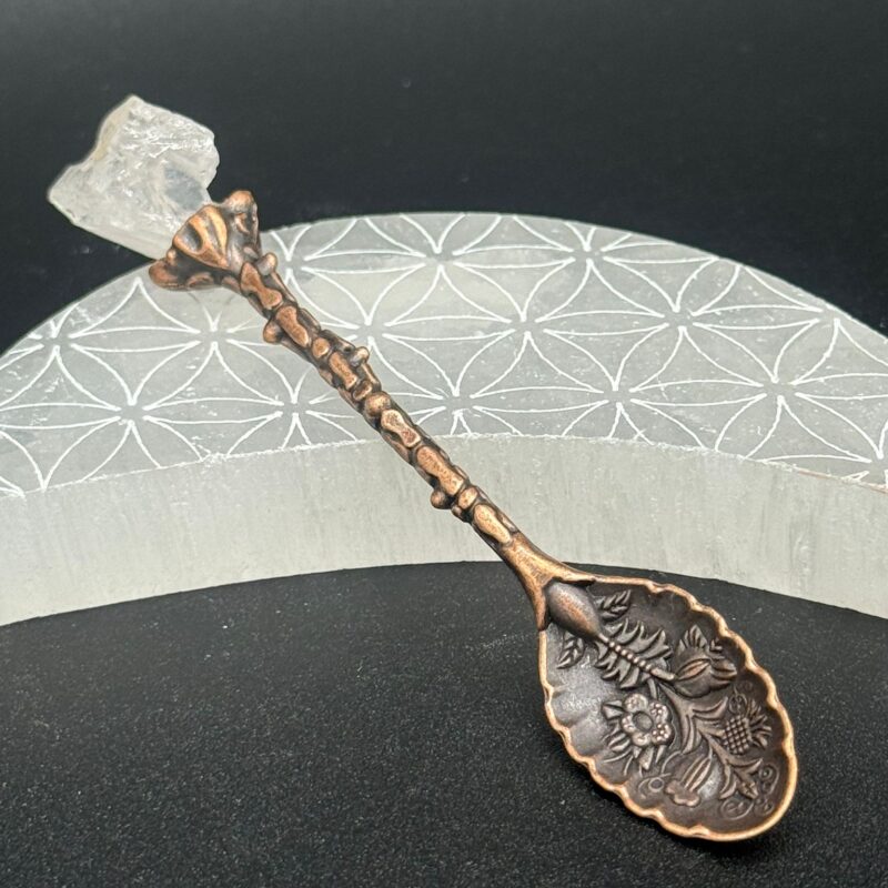 Cucharilla De Bruja con Piedras Preciosa Cuarzo Cristal:  - Bronce