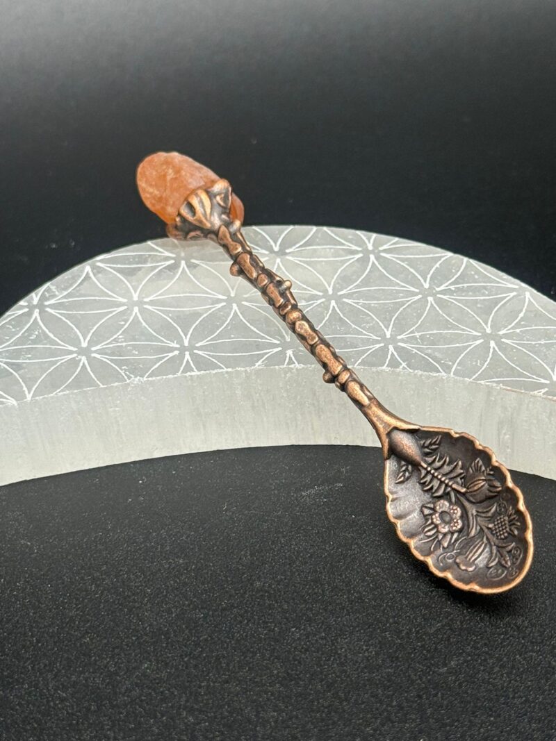 Cucharilla De Bruja con Piedras Preciosa Ágata roja : - Bronce