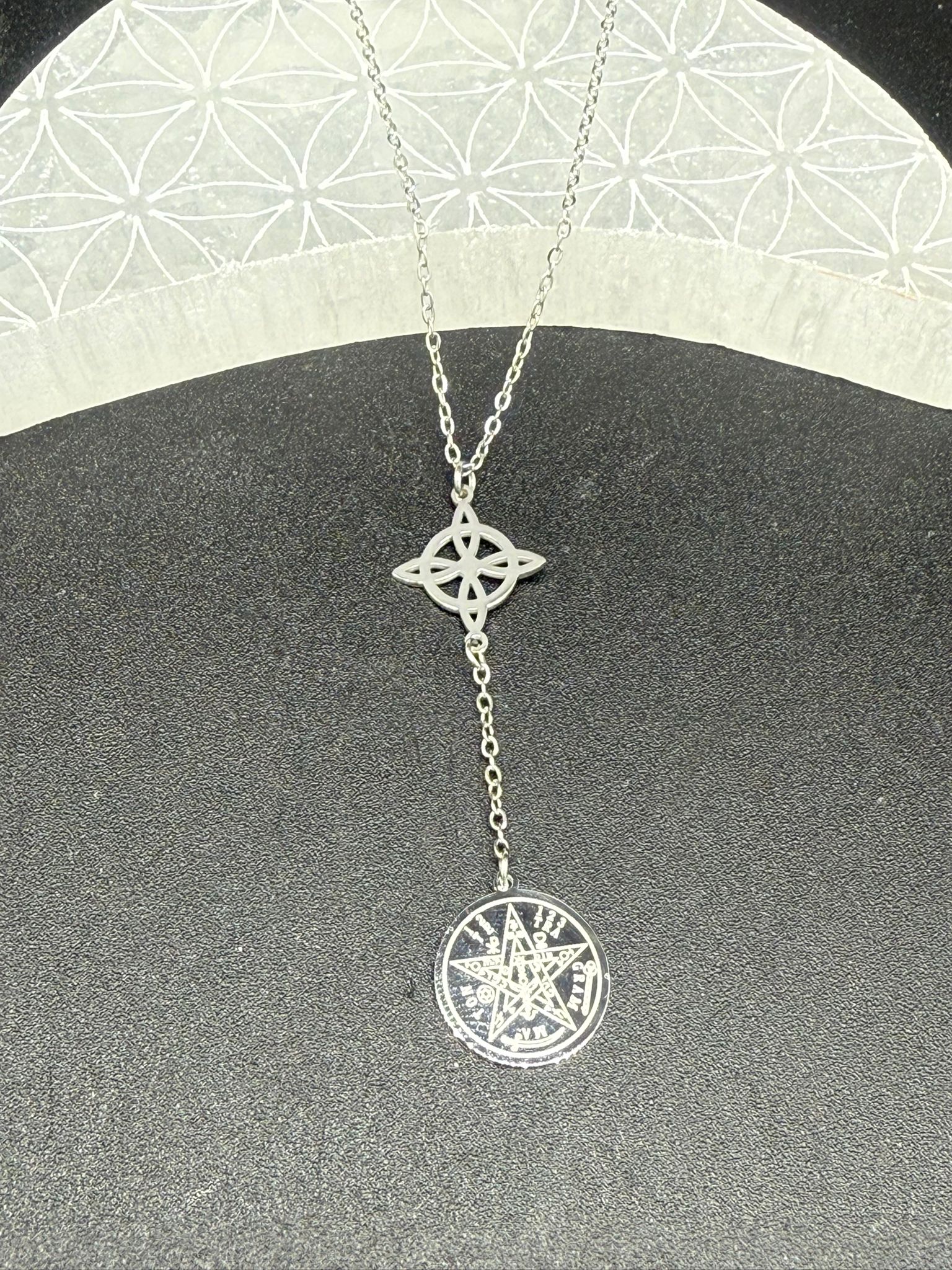 Colgante Doble Protección Acero Plateado (Mod 1)