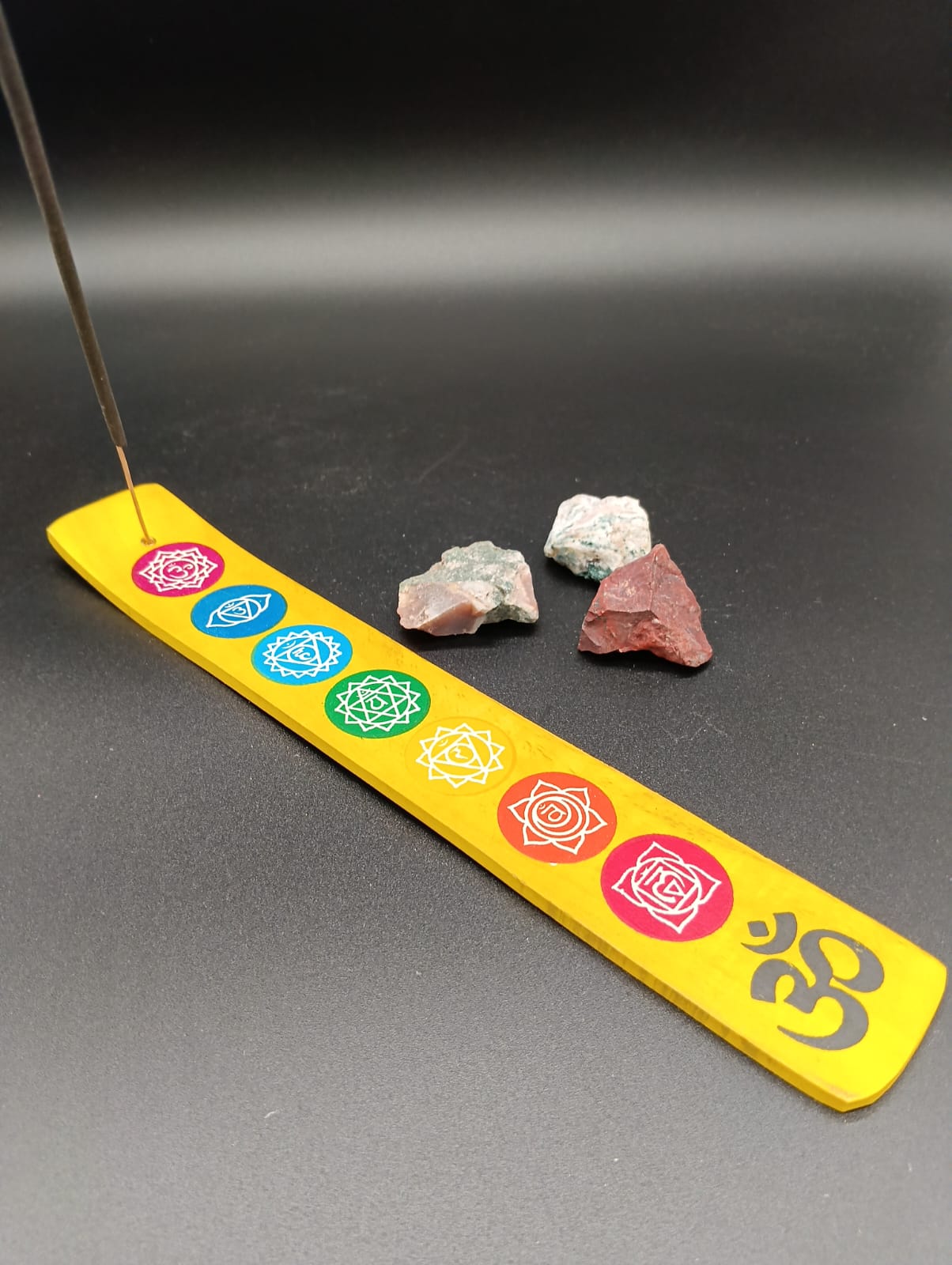 Porta Incienso Madera 7 Chakras (Amarillo)