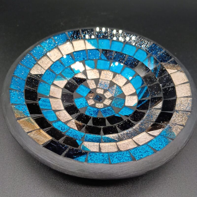 Plato de Cerámica con Cristales (Mod 12)