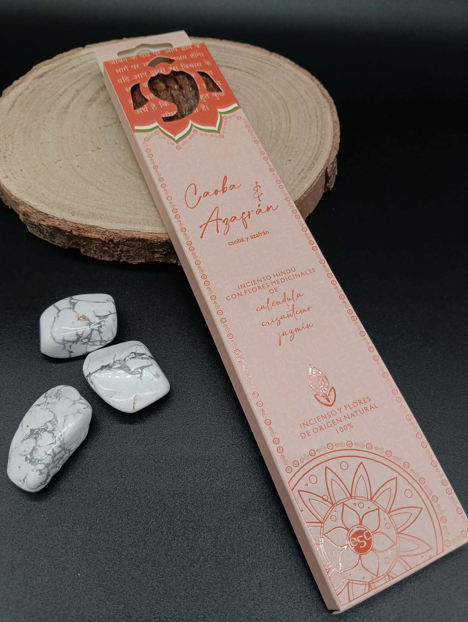 Incienso Hindú con Flores Medicinales "Caoba & Azafrán"