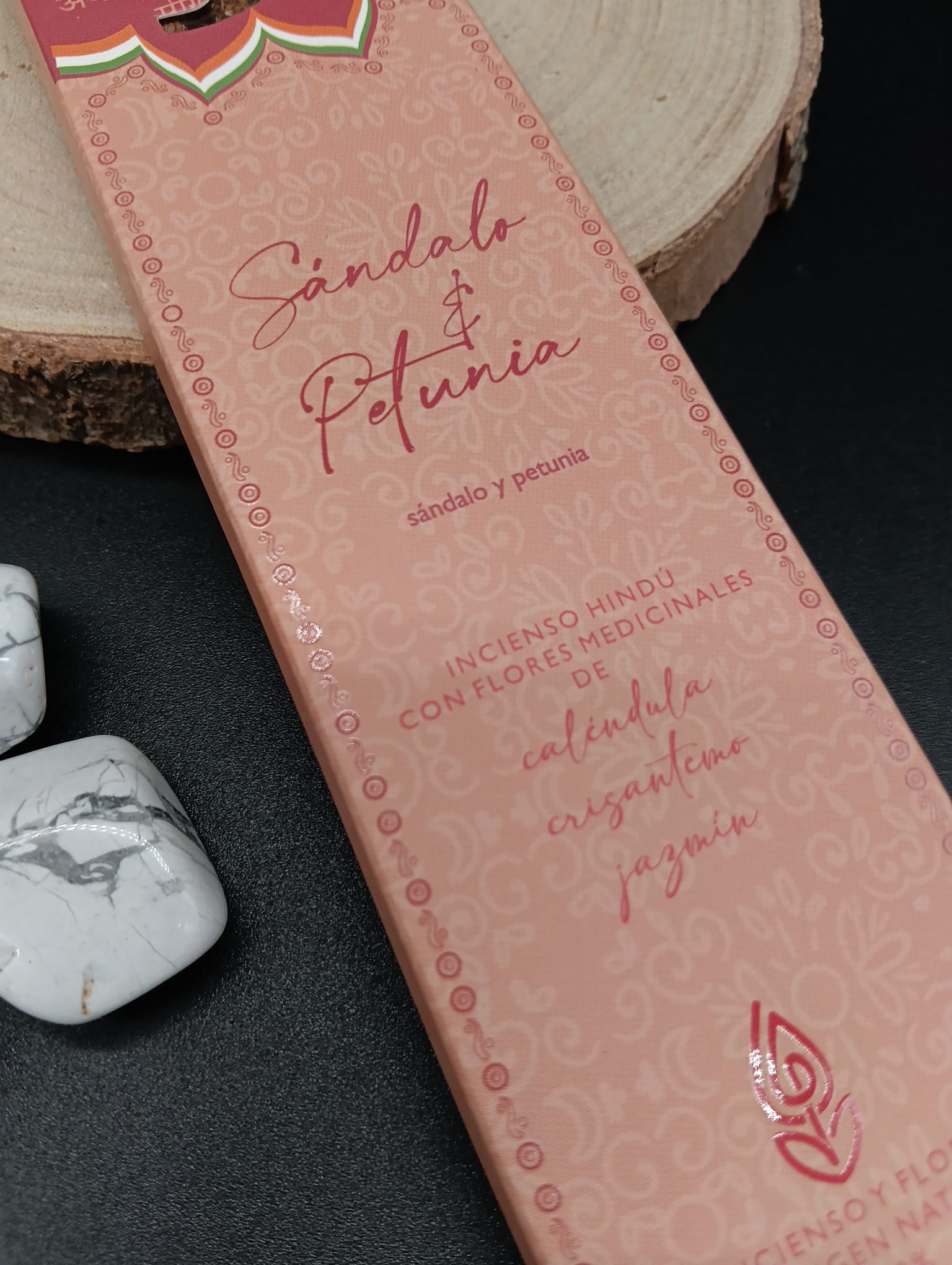 Incienso Hindú con Flores Medicinales "Sándalo y Petunia" - Imagen 2