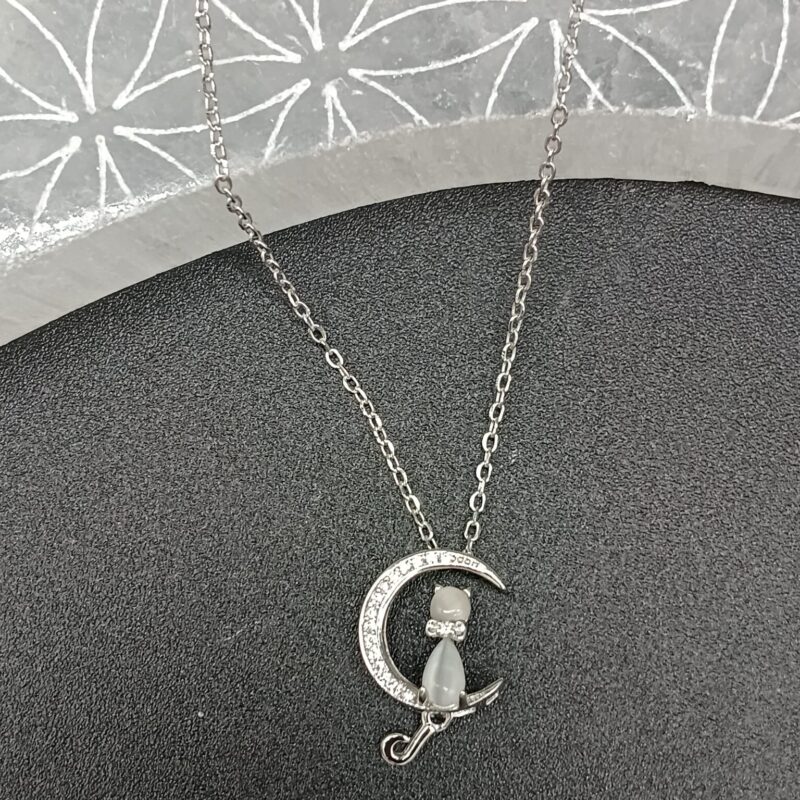 Colgante Gato Circonita sobre Luna - Plata de Ley