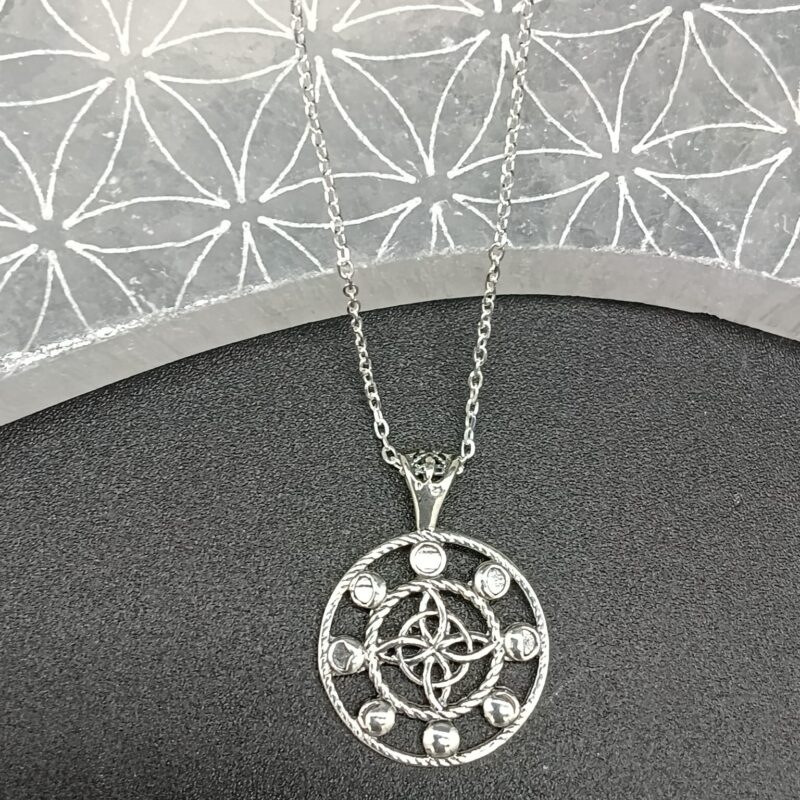 Colgante Fases Lunares con Nudo de Bruja - Plata de Ley