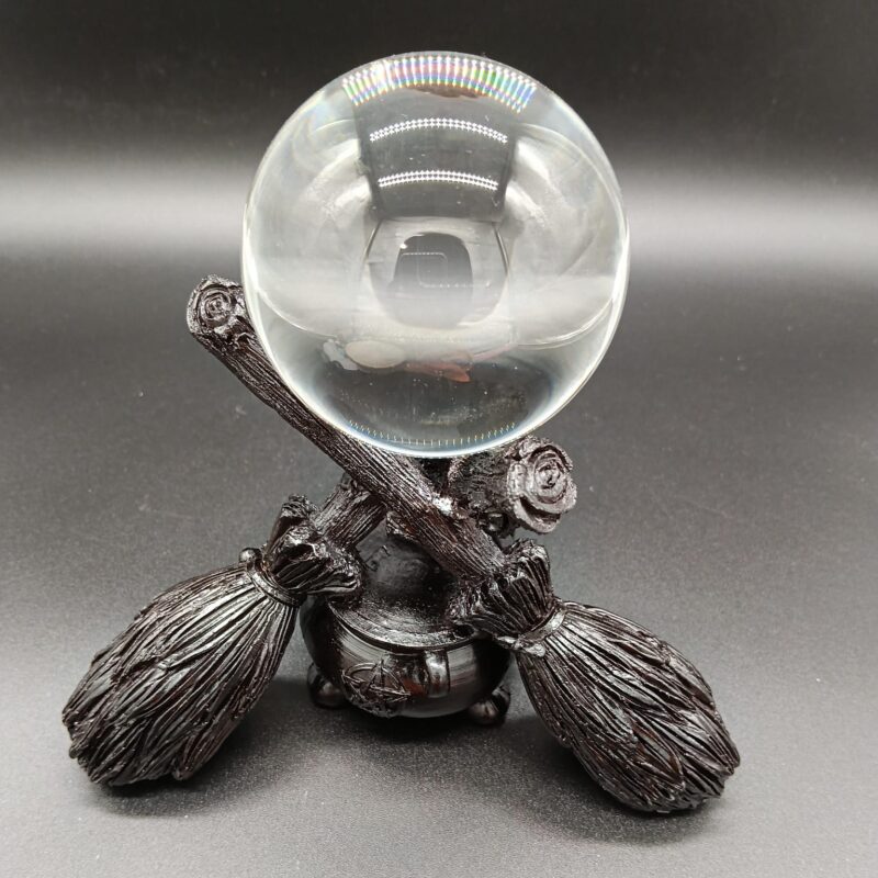 Soporte Bola Cristal Escobas y Caldero