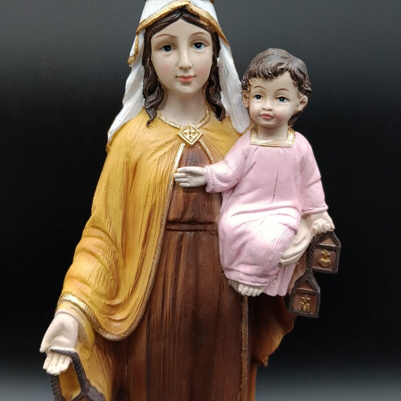 Virgen del Carmen (12 x 10 x 31 cm)