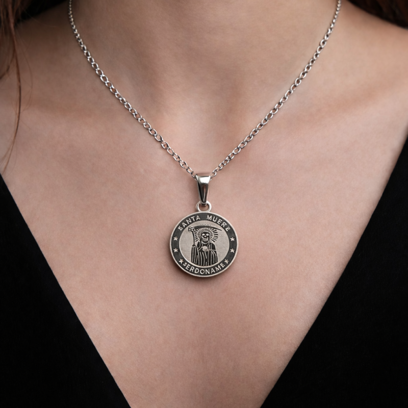 Colgante Medalla Santa Muerte - Acero Inoxidable