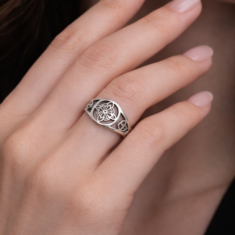 Anillo Ajustable Nudo de Bruja Plateado - Acero Inoxidable (Mod 3)