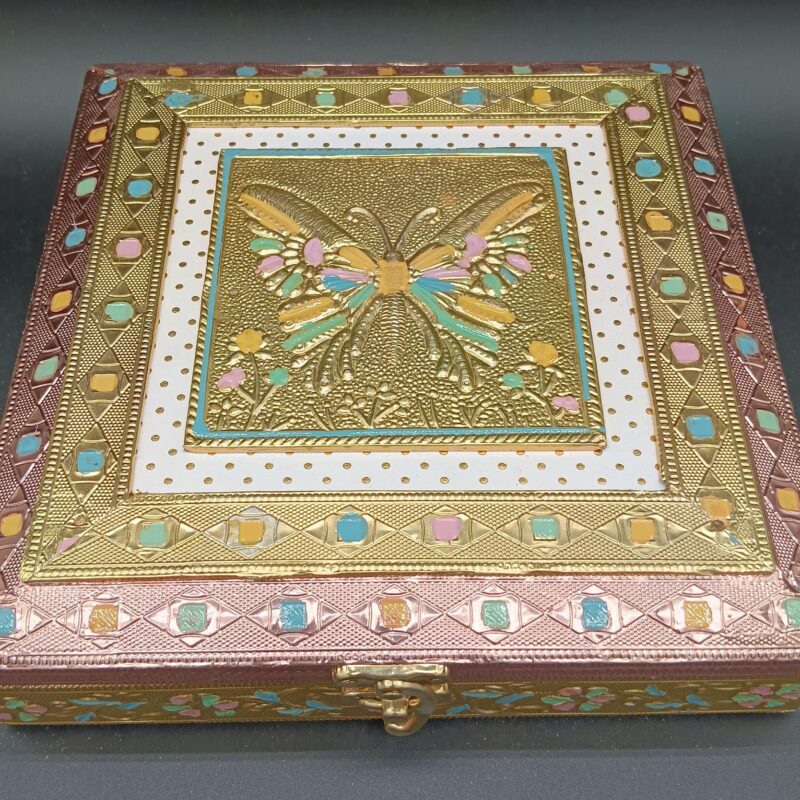 Caja Colores con Mariposa