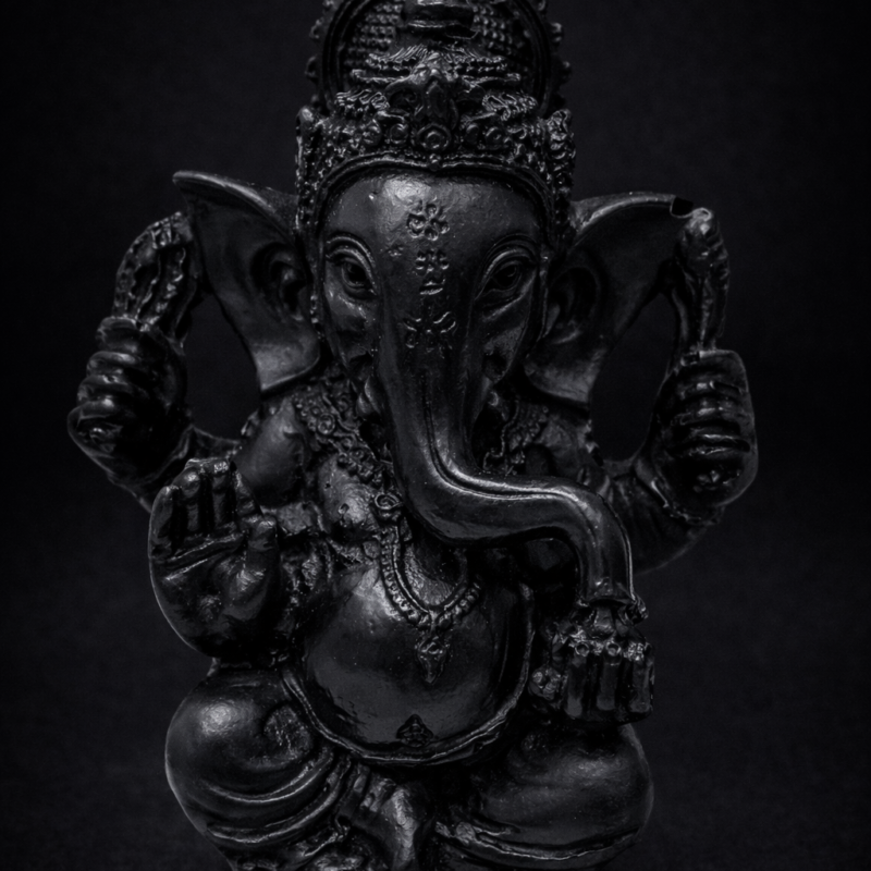 Ganesha Color Negra (8cm)